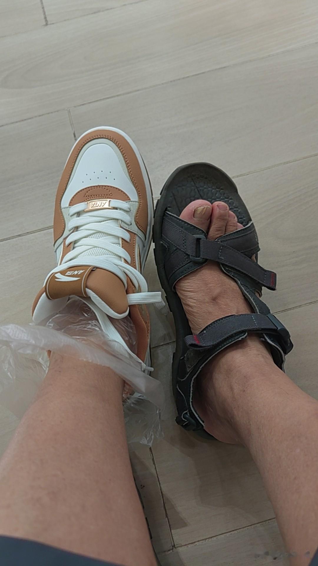 现在孩子打工的少了哦。
我们家的孩子高考一结束，第一个要求就是装台超级电脑，那种