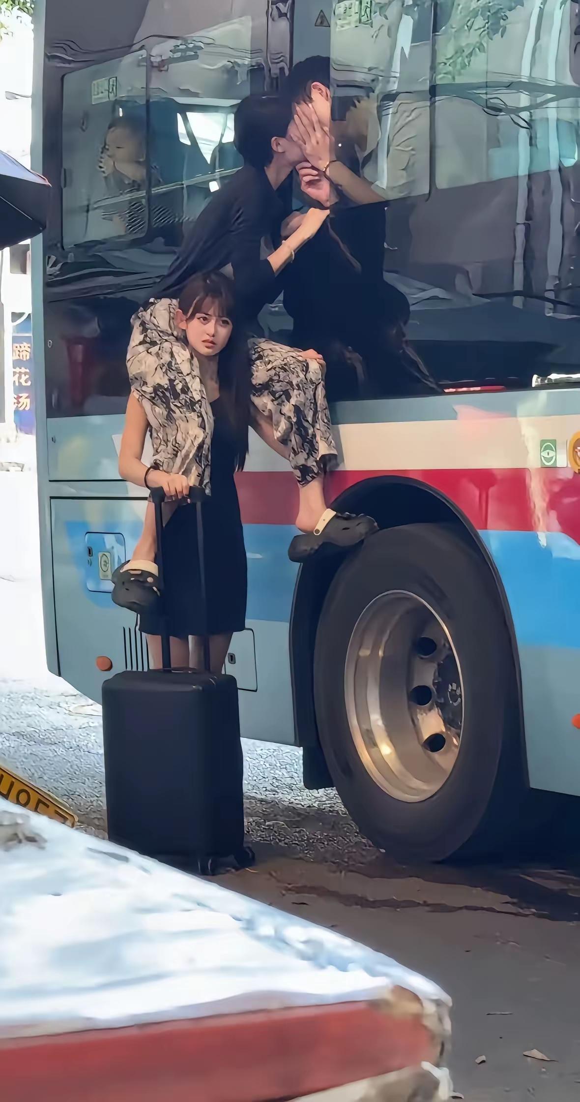 这闺蜜给力啊[泪奔]