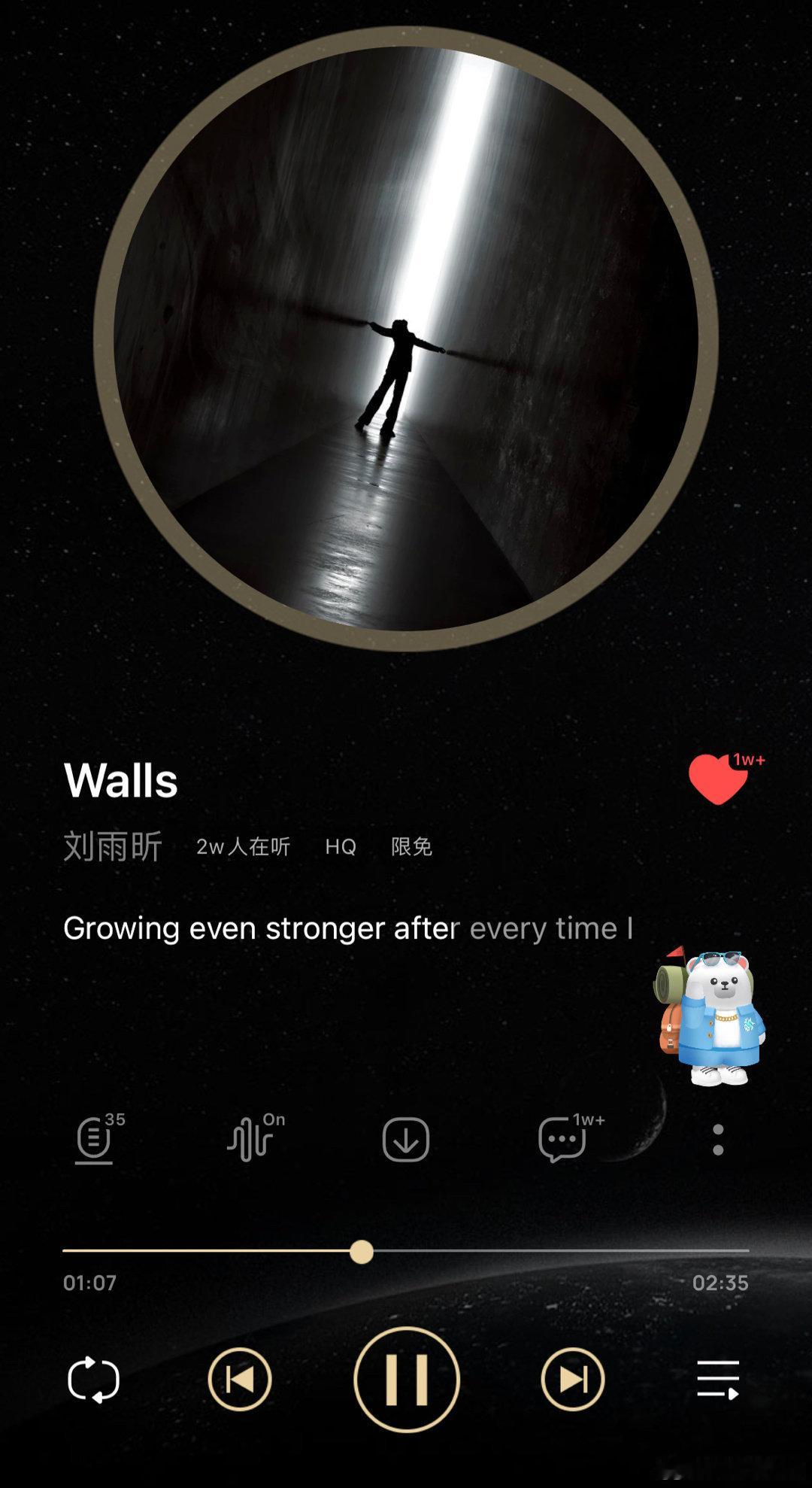 刘雨昕新歌《walls》收藏破万，登顶Q音巅峰潮流榜，音乐指数榜第三，新歌榜第五