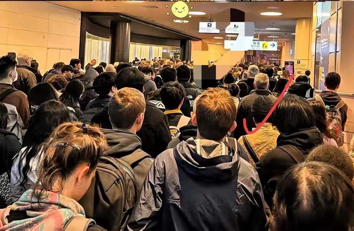 在中国的日本人，
之所以不走，
不是因为走不了，而是压根儿就
没想走，别以为他们