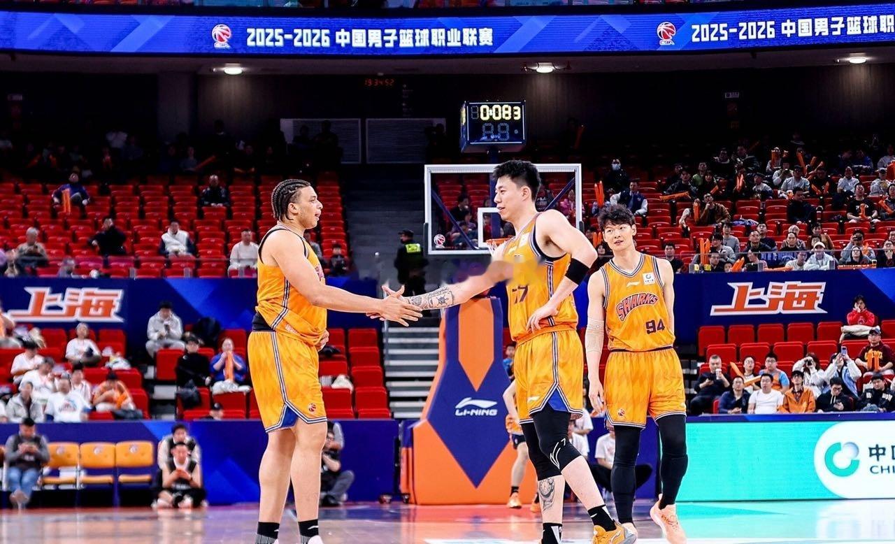孙铭徽0分引热议 上海男篮先下一城 CBA总决赛G1，上海101-90击败广厦，