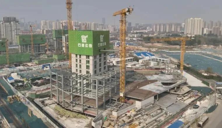 城发投集团所属住建集团加速推进高铁片区重点项目建设

目前，高铁片区项目5座地下