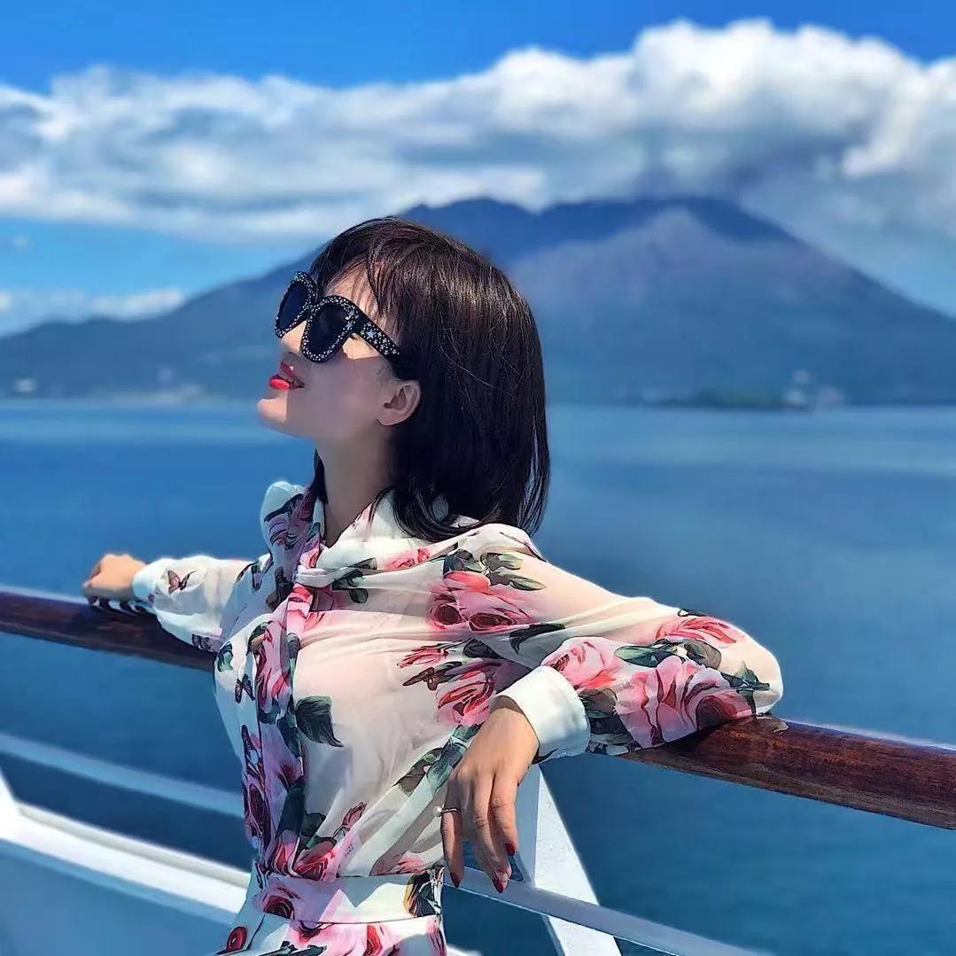 在海上，遇见富士山的浪漫北海道富士山 轻游富士山 冬季富士山旅行 富士山倒影 富