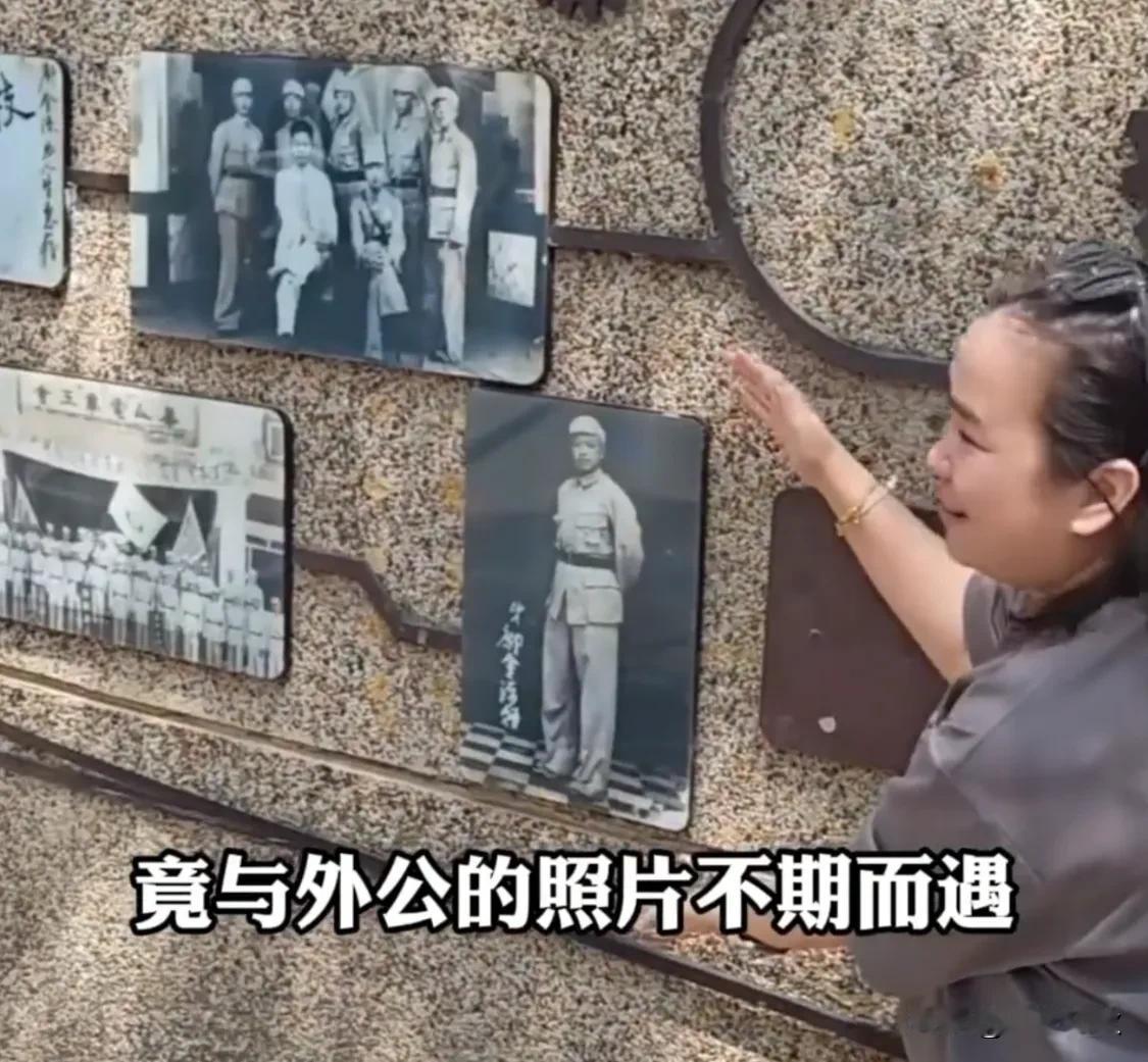 马来西亚女子张慧清，随性游玩昆明街头。一次偶然抬头，她在一面爱国文化墙上，意外看