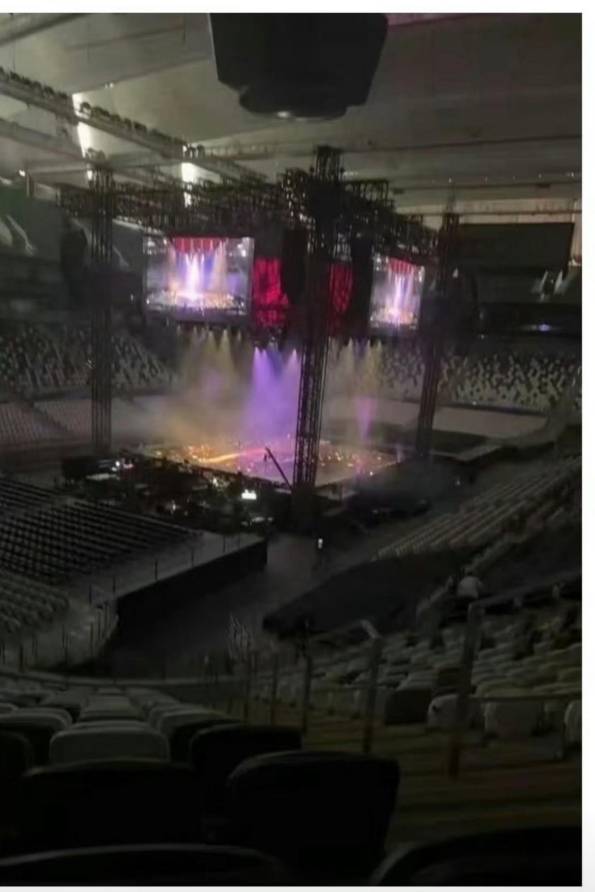 不是？什么情况？你们都刷到没？滨崎步演唱会取消了，因为不可抗力因素！然后这姐就对