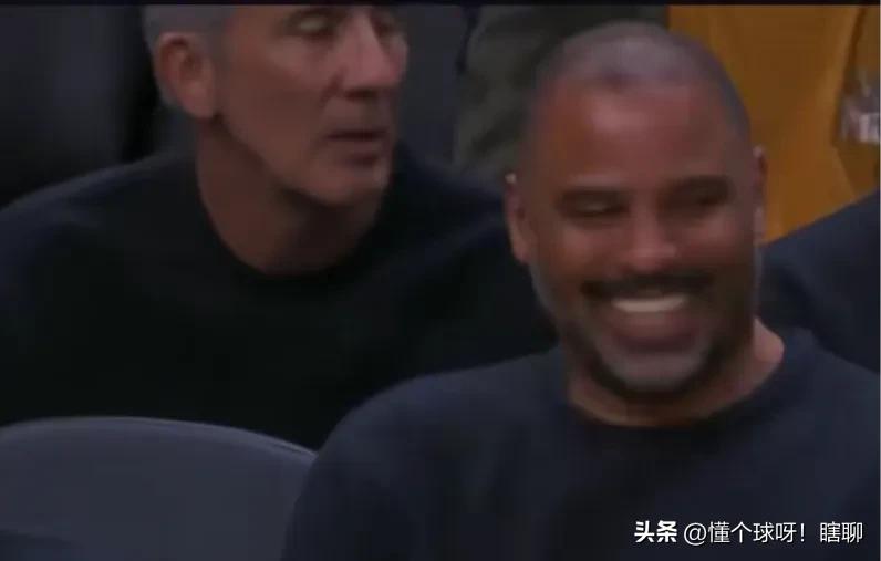 火箭的比赛还用看？醒了又是一场大胜
这把乌杜卡高兴的不得了，就算缺少申京，海王，