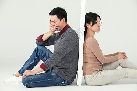 老婆背叛丈夫，家庭崩溃背后隐藏的惊天秘密震惊全村


李大爷一辈子勤勤恳恳，几十