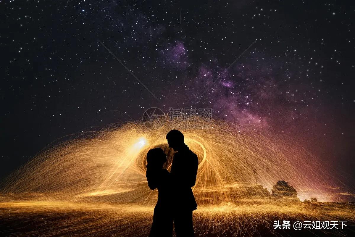 情人不联系了，这样发 瞬间破防💧
 
1. ✧˖°࿐
你只是短暂地爱了我一下，