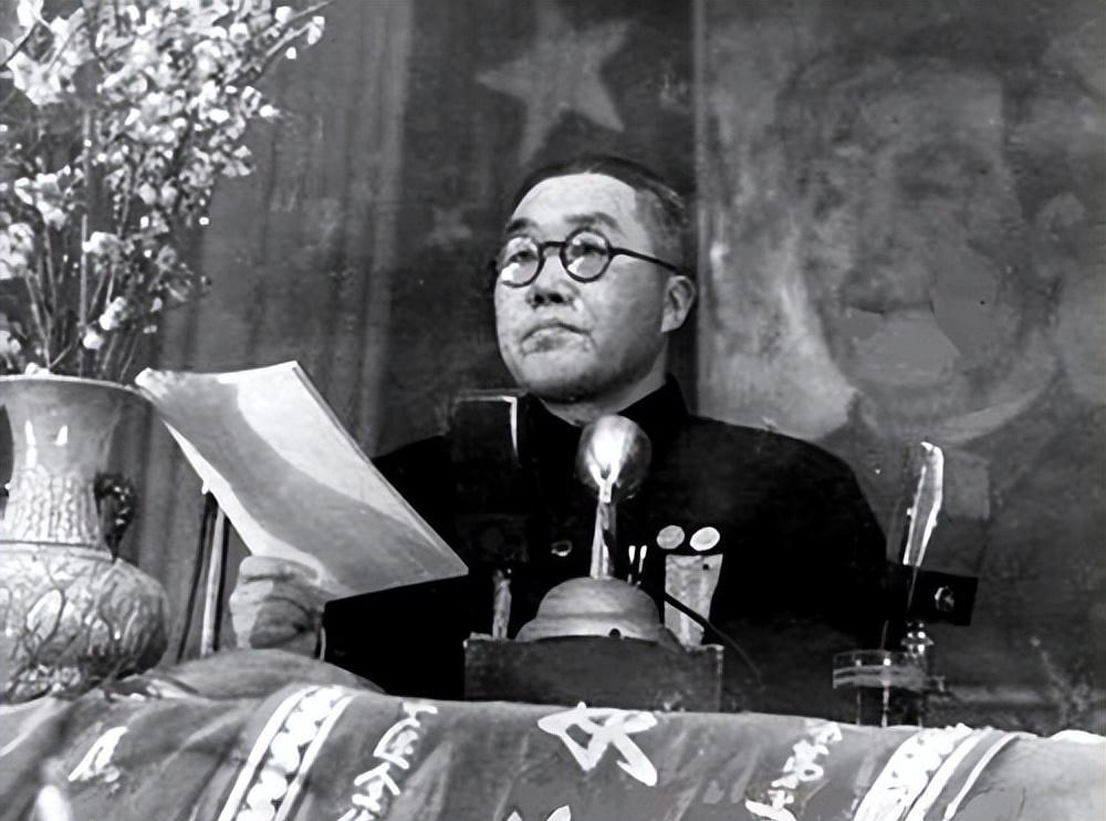 65年，一位国军少将的遗孀竟向上海市长求助，自称丈夫曾是潜伏多年红色特工！
19