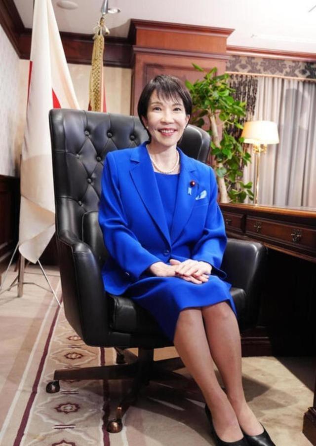 面对高市或日本，中国只会“打嘴炮”？如今中日的关系那么紧张，可中国只是军演，却不