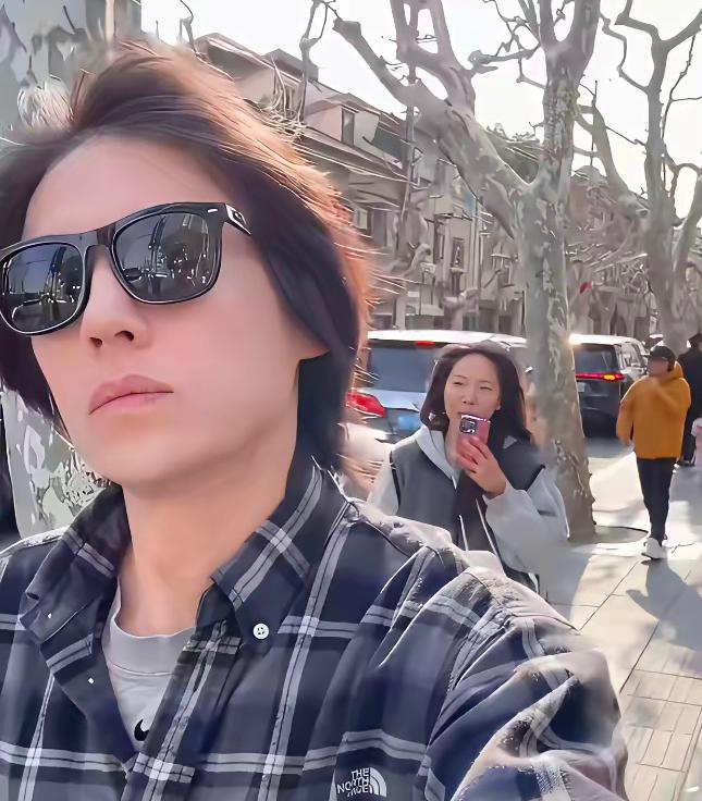 再也不相信这两口子的话了！前些天因为出轨的事闹得沸沸扬扬的，宋婉婷把让家里那点事