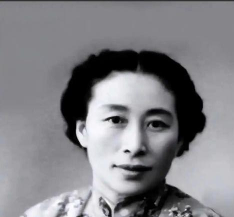 傅涯晚年赴台前向子女坦言：世人皆知她是陈赓遗孀，却不知她此行真正要见的，是海峡对