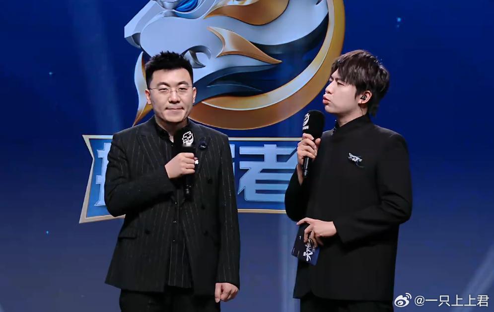 TTG教练泪洒采访 队伍是一个团队，责任和荣誉都属于每一个成员。不必甩锅也不能背
