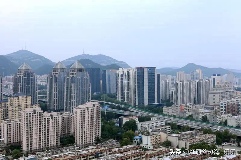 济南楼市这个小阳春还是太稳了。
济南楼市的那些房东想要看到房价上涨，但是奈何济南