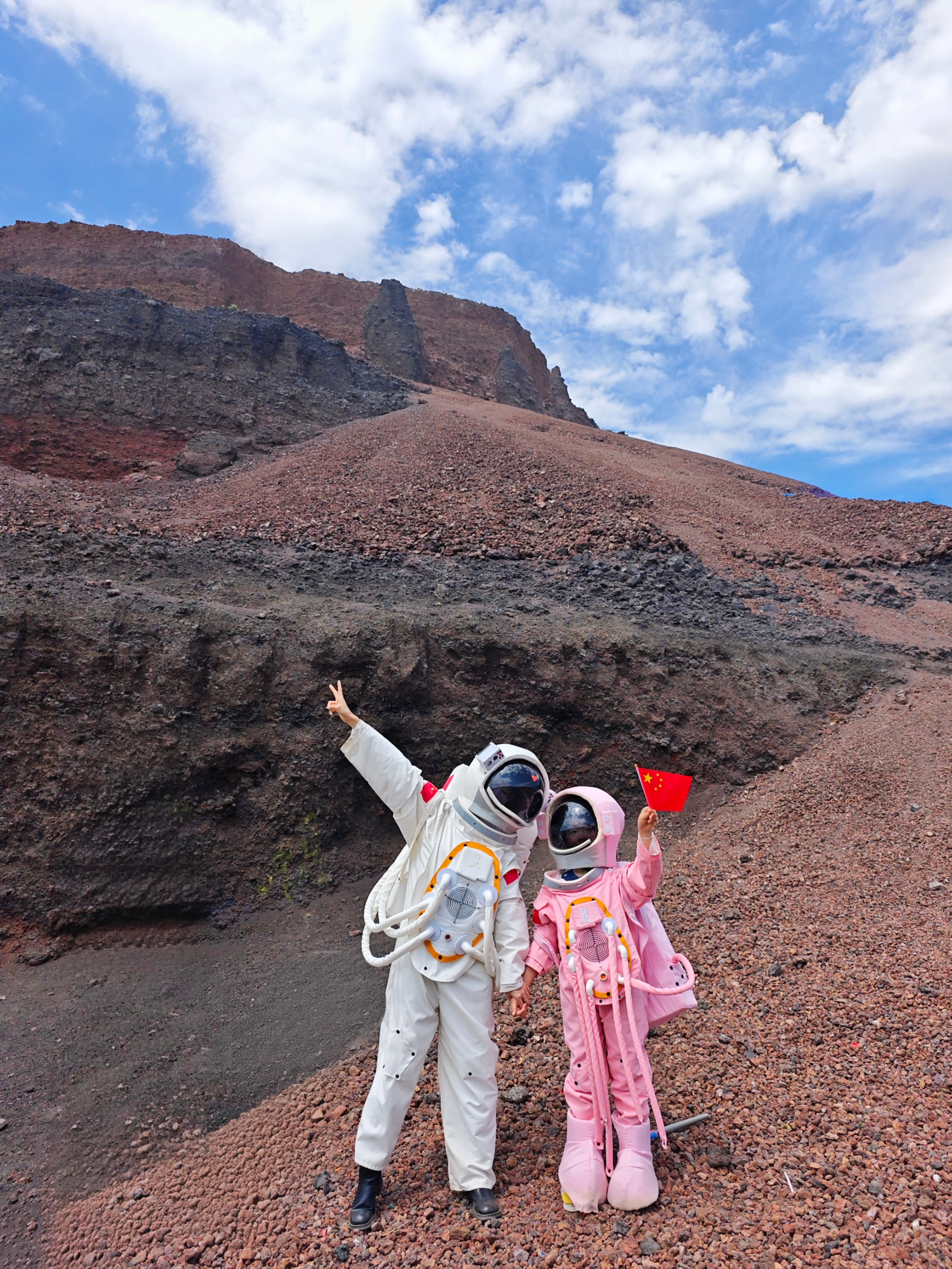 如果你到不了火星，那就来乌兰哈达火山吧  ​​​