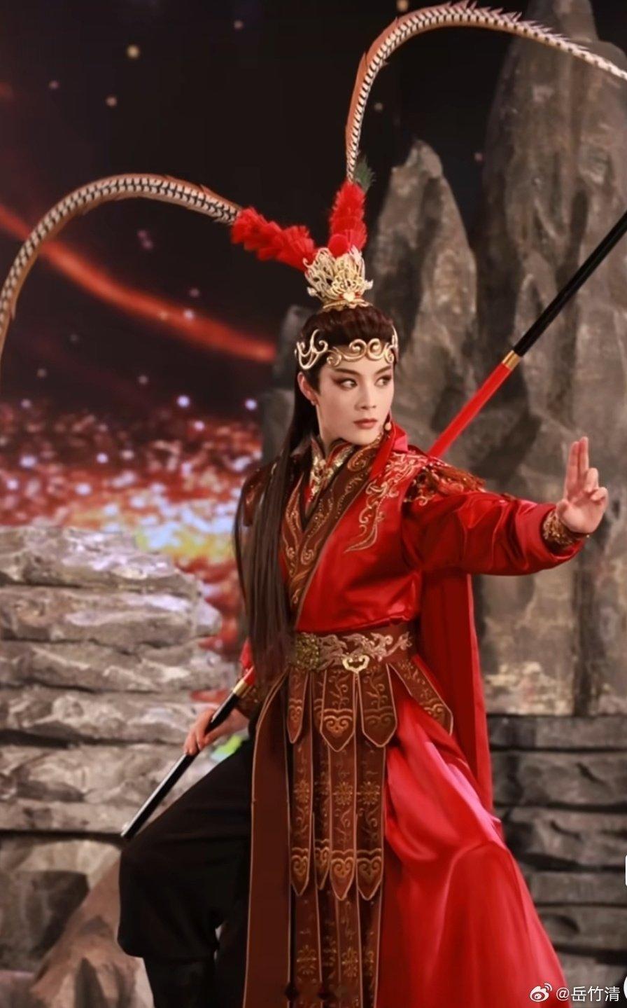 陈丽君2024中国妇女时代人物  陈丽君 我的大观园   陈丽君入选2024中国