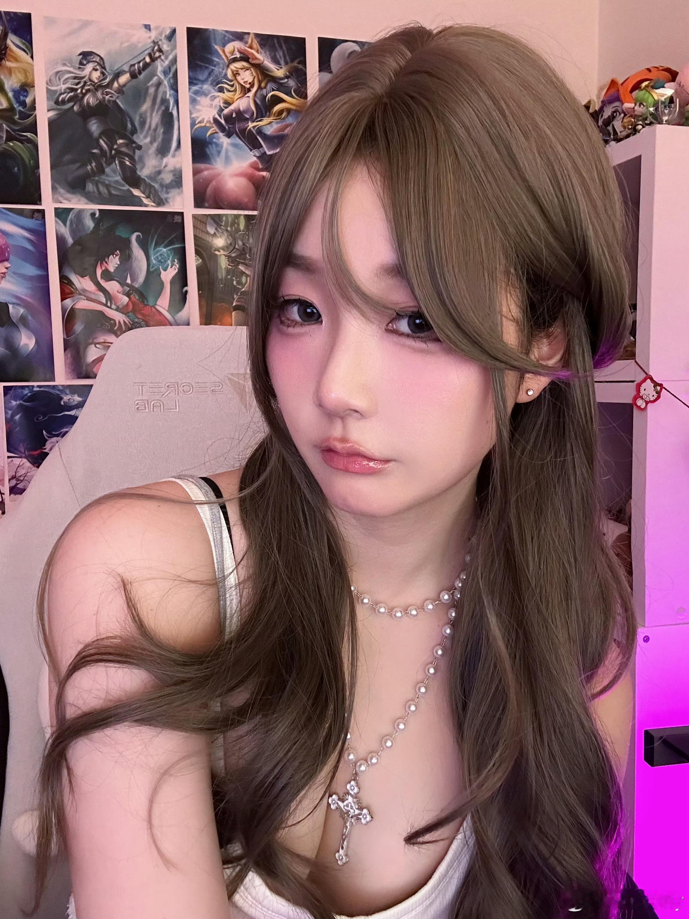 慷慨大方！Kitty还是懂xdm爱看什么前LPL英文流解说Kitty晒照：公主殿