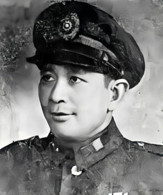 在抗日时期，孙元良调任重庆警备司令，他整日沉迷女色，影响恶劣，告他的状子满天飞，