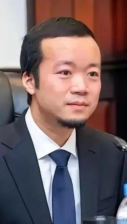 太子集团
最近怎么老推送
是什么故事？
有知道的吗？