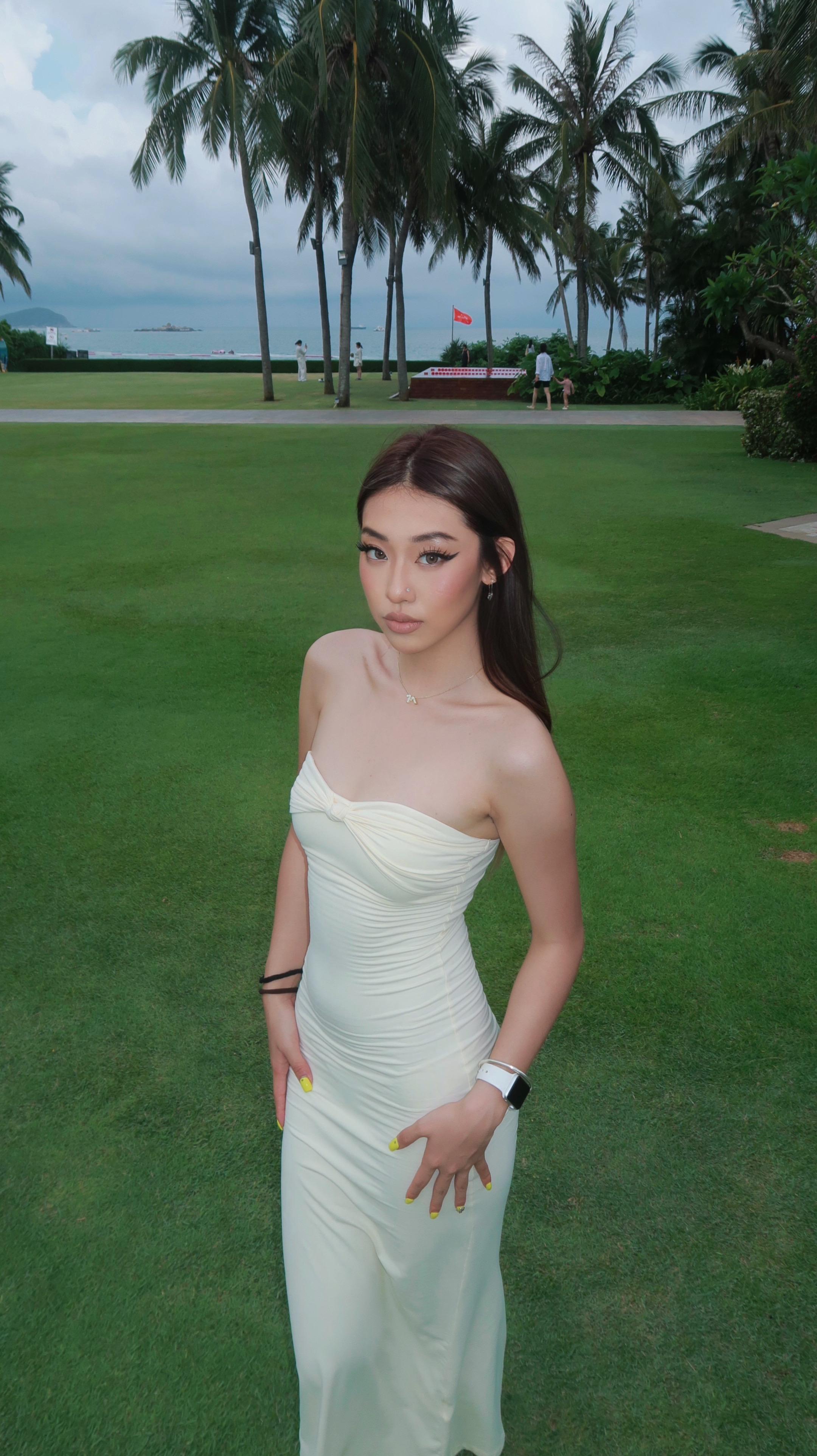 👣。