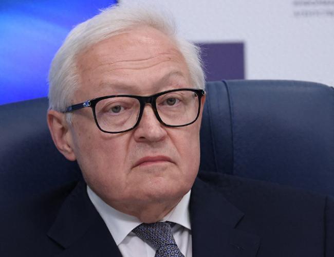 俄罗斯副外长在哈瓦那对美国喊话：不打算离开西半球。

俄副外长里亚布科夫在访问哈