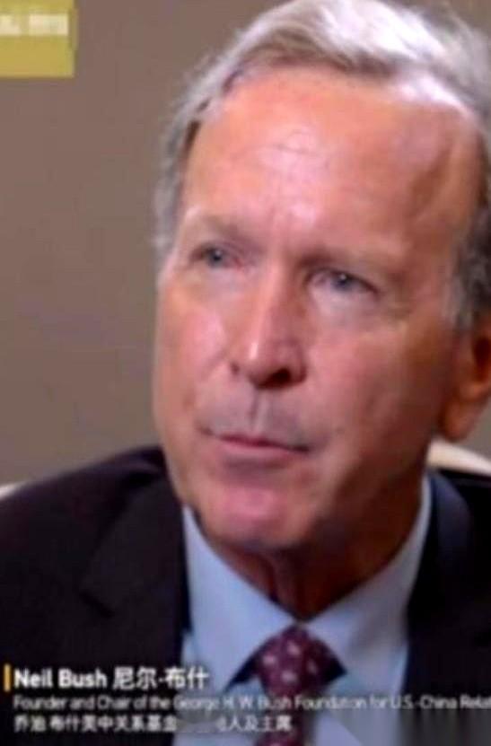 翻开大洋彼岸的报纸，一家美国右翼媒体的头条直白得扎眼：“只有让中国老老实实待在奴