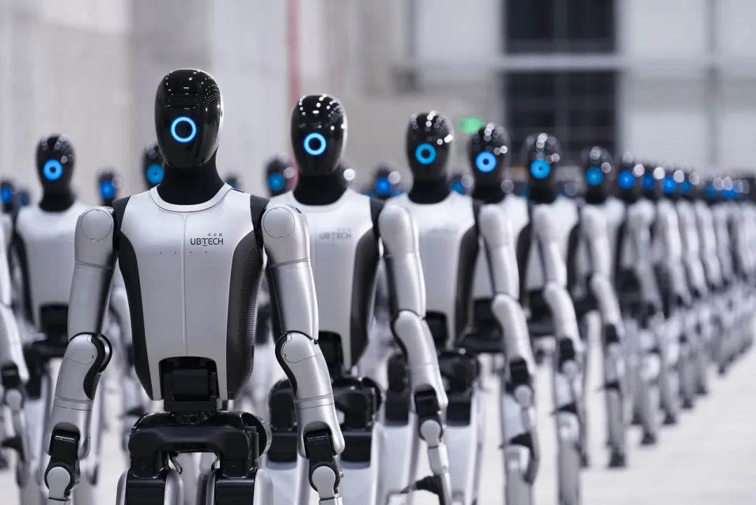 狂增2203%！人形机器人龙头优必选2025财报炸裂
这家中国公司，真正做到了全