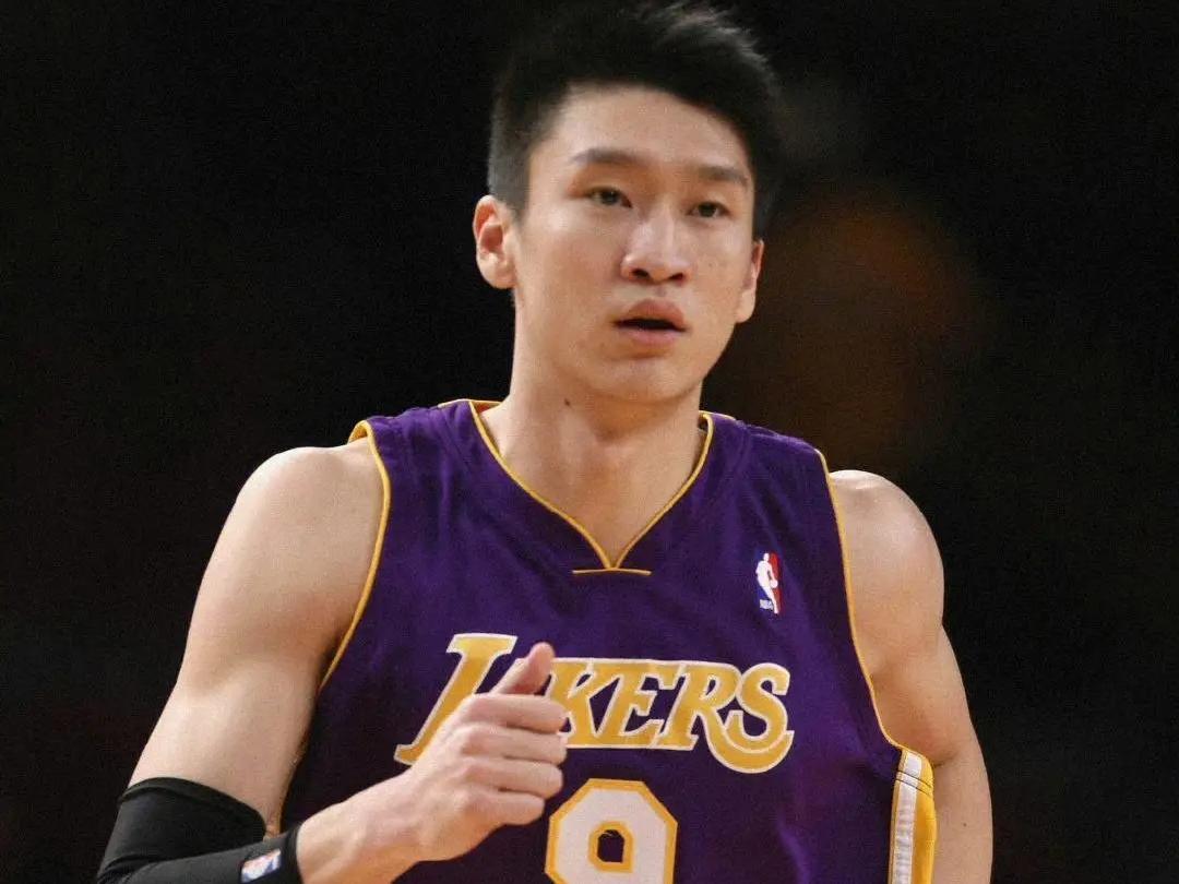 CBA最新消息：据前NBA湖人总冠军球员、前CBA北京总冠军球员孙悦在一档访台类