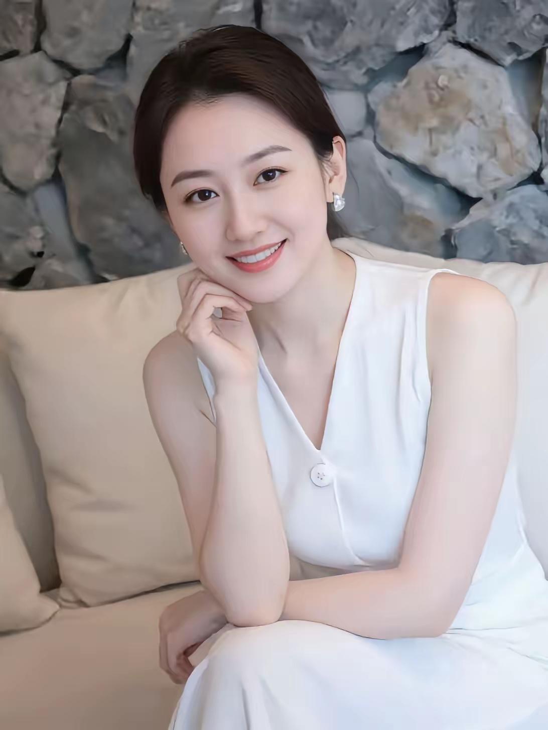 很多男人年到50以后，才发现一个扎心的事，这个世界唯一在乎你，等你回家的人是你的
