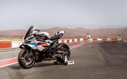 宝马中国召回摩托免费升级软件【宝马中国召回 5593 辆进口 S1000RR 摩