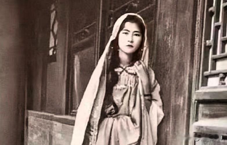 1924年20岁的林徽因在北京真实样貌。