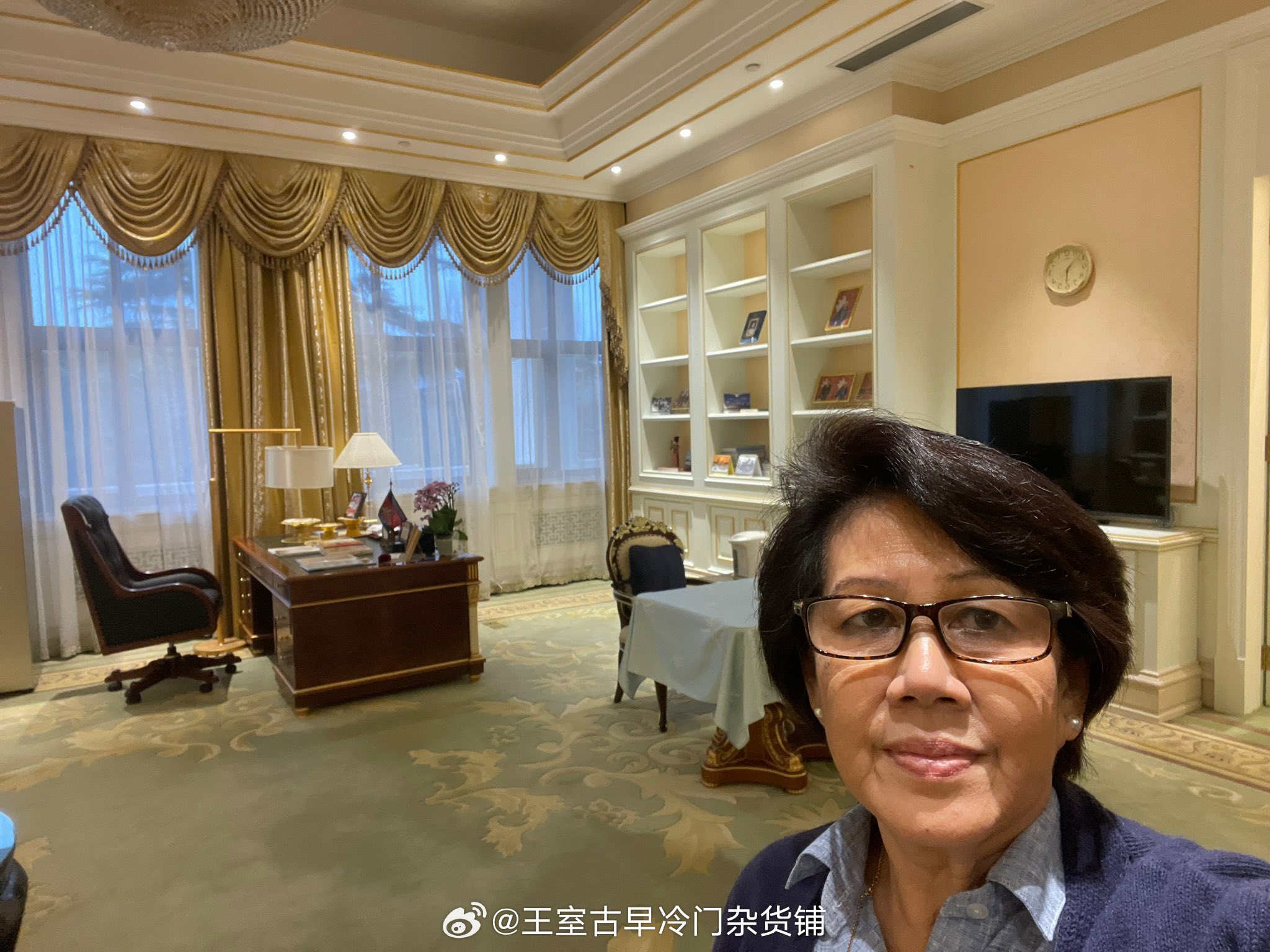 王室王室柬埔寨王室 2026年2月27日，阿伦发了在帝都的照片保平安，她和太后小