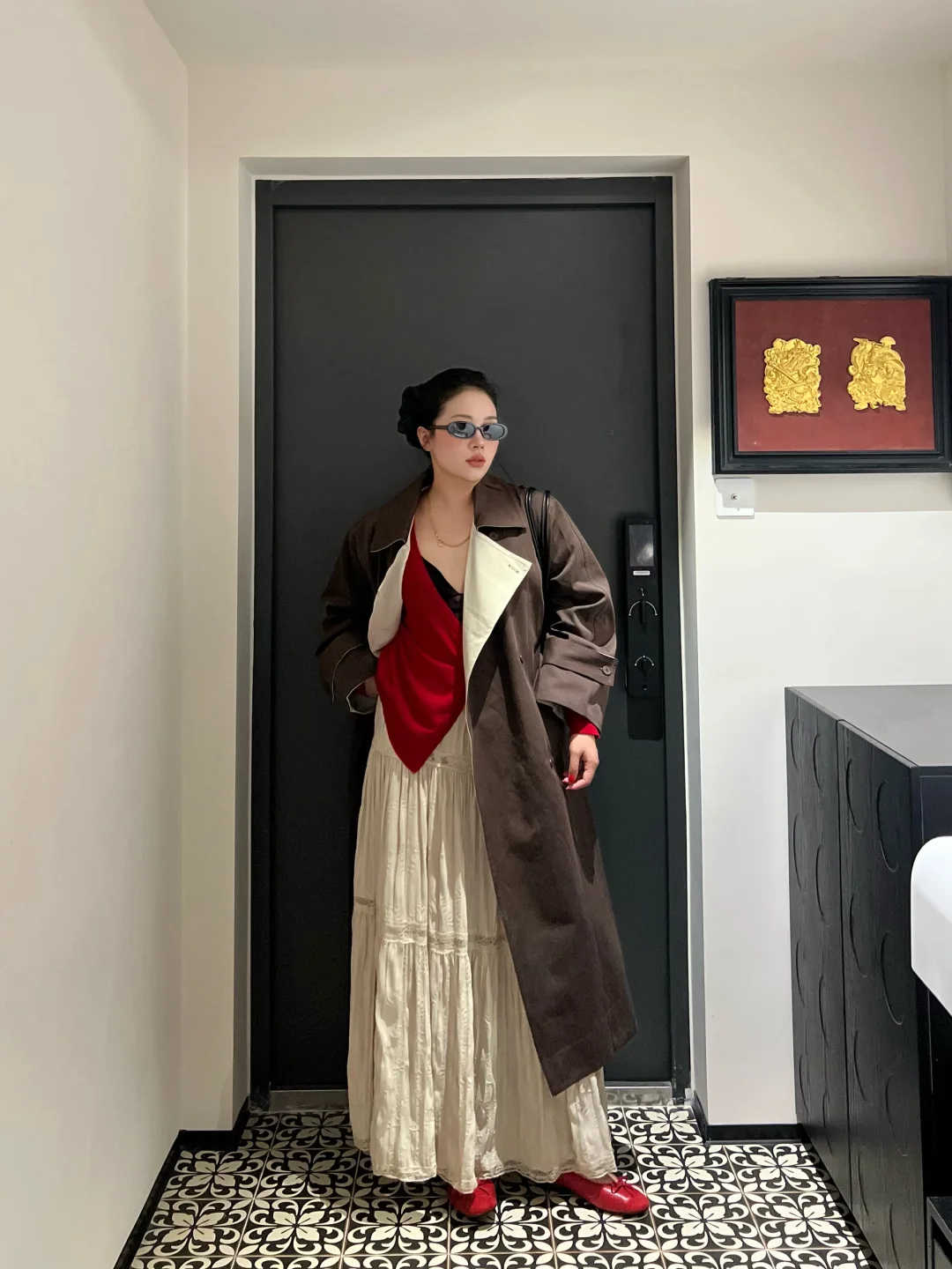 穿风衣配长裙的秋天🍂