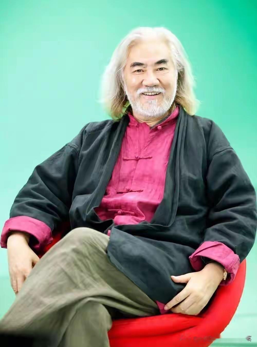 这年头真是啥都能成热搜，连张纪中两口子备孕5胎都能上热门？
必须的啊，张老爷子，