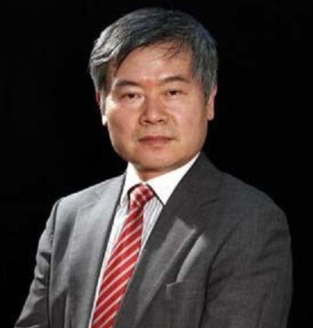 有多少人还记得，我们以前五一可是放 7 天假！自从 2006 年，清华教授蔡继明
