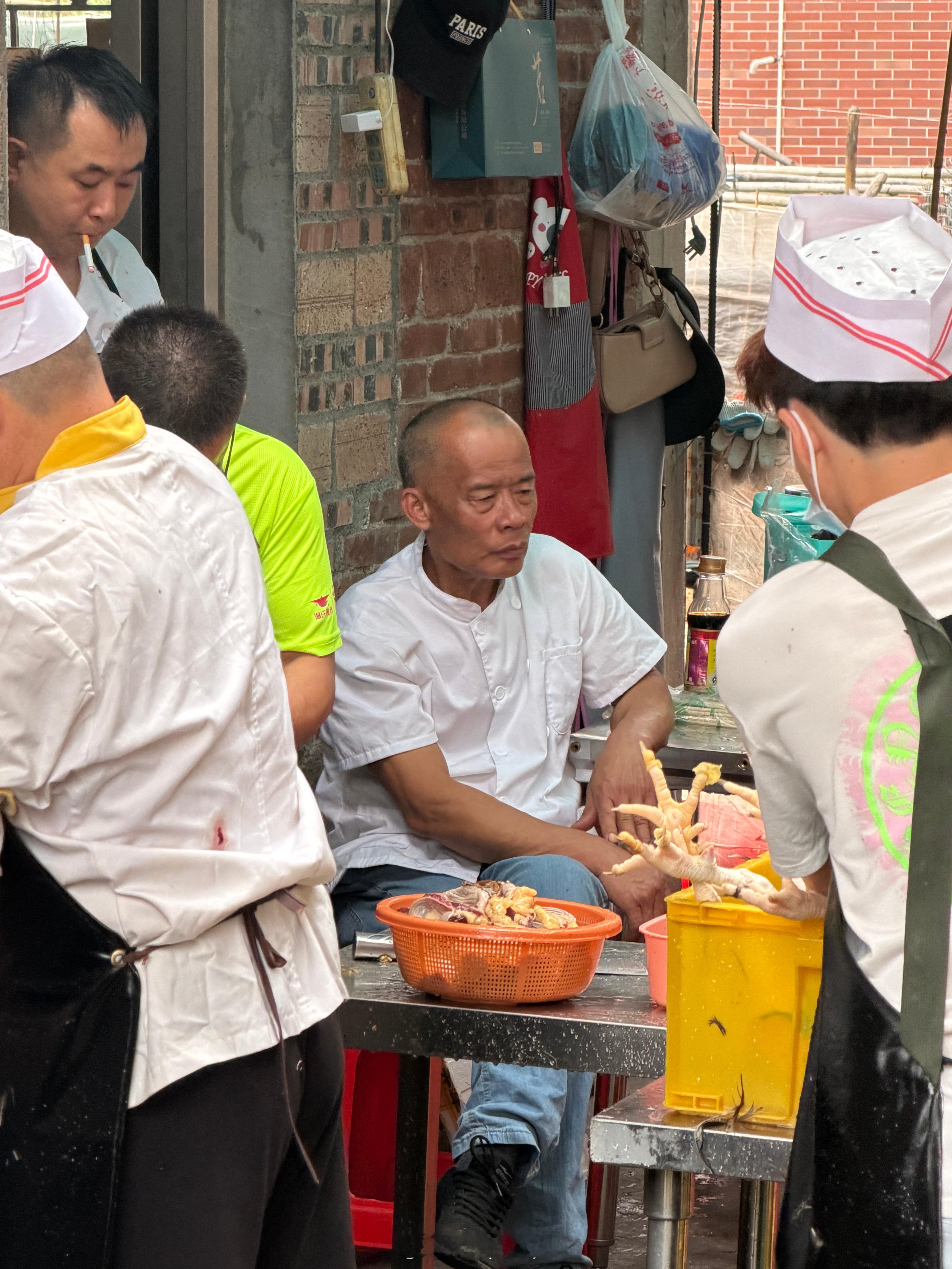 莫叔累了 佛山·莫氏鸡煲