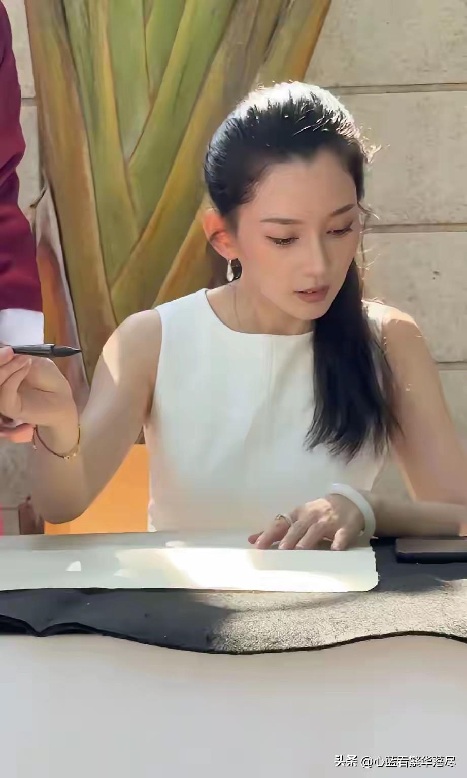 看到最近章子怡的状态，再看看最近森林北的状态，就不得不佩服汪峰的眼光了，现在的章