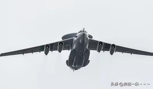 美国重点强调该机并非被击落。

美国中央司令部在社交平台X宣布：在针对伊朗的“史