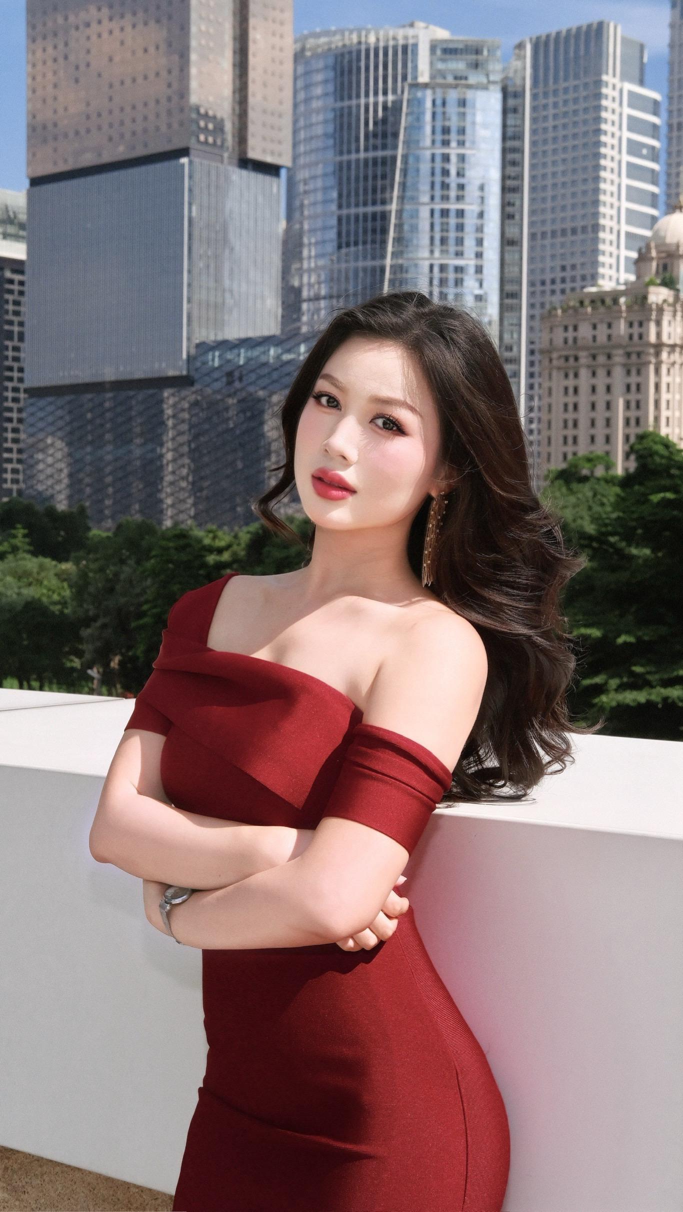 老娘年轻貌美 能赚钱 为什么要听你装逼