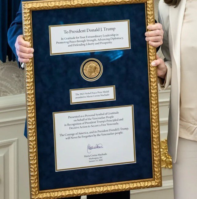 🔻笑爆炸了。🔻这白宫官方图。马查多把诺贝尔和平奖颁给特朗普热点现场国际局势海