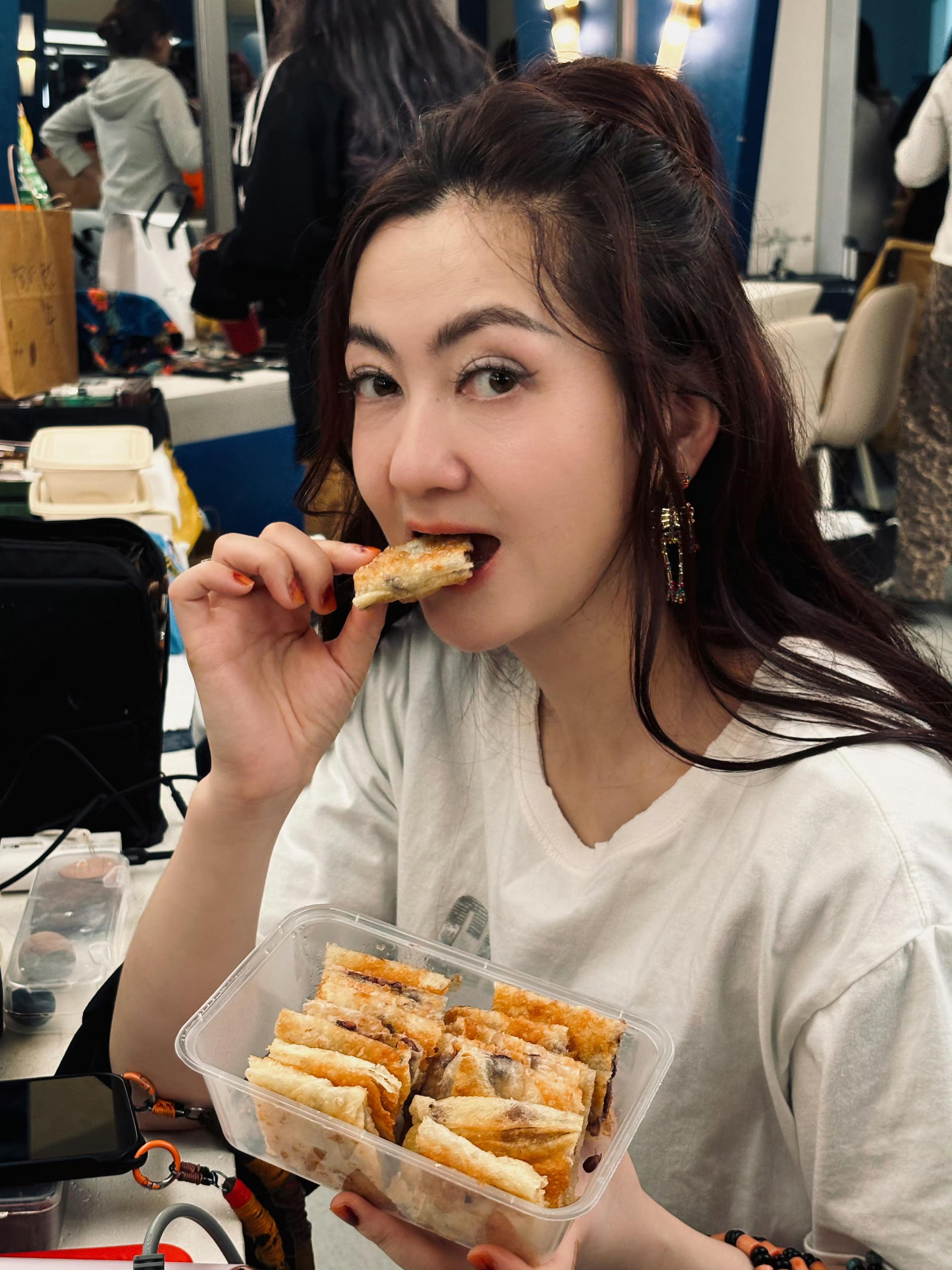 者来女发文告别乘风二公遗憾淘汰，文字温柔又真诚，感恩节目组与姐姐们，格局直接拉满