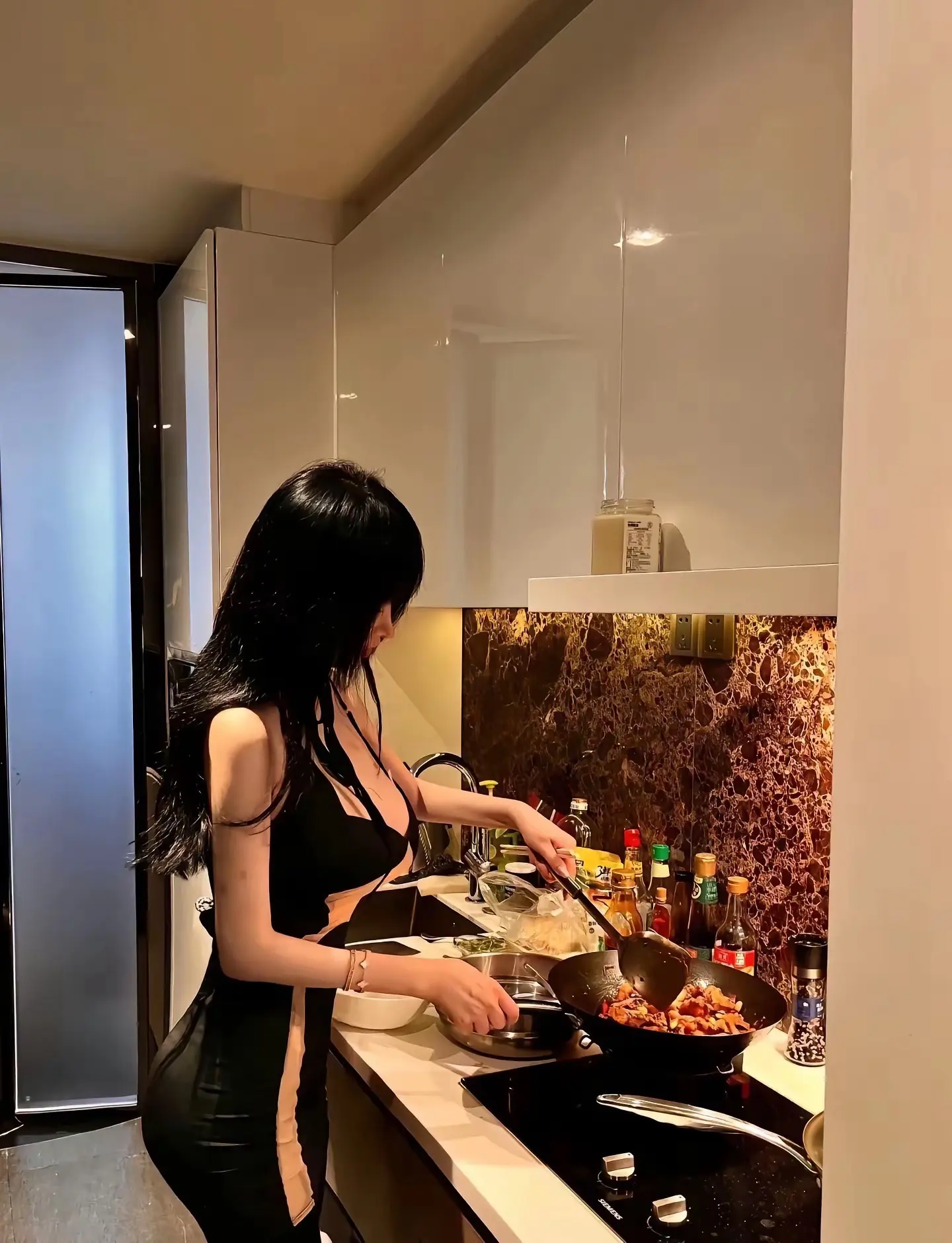 我错了行吗 别哭了回来吃饭