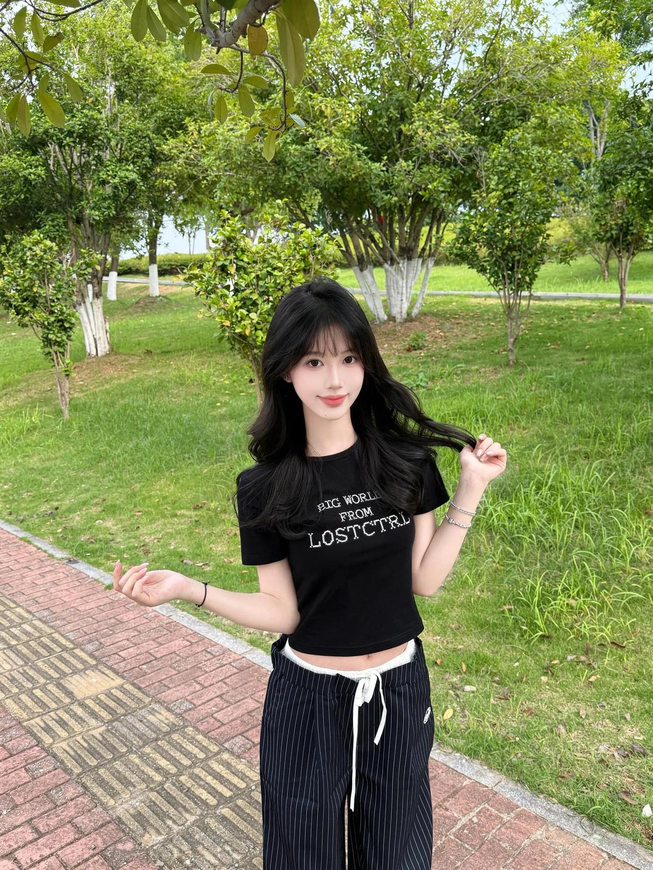绿树掩映下