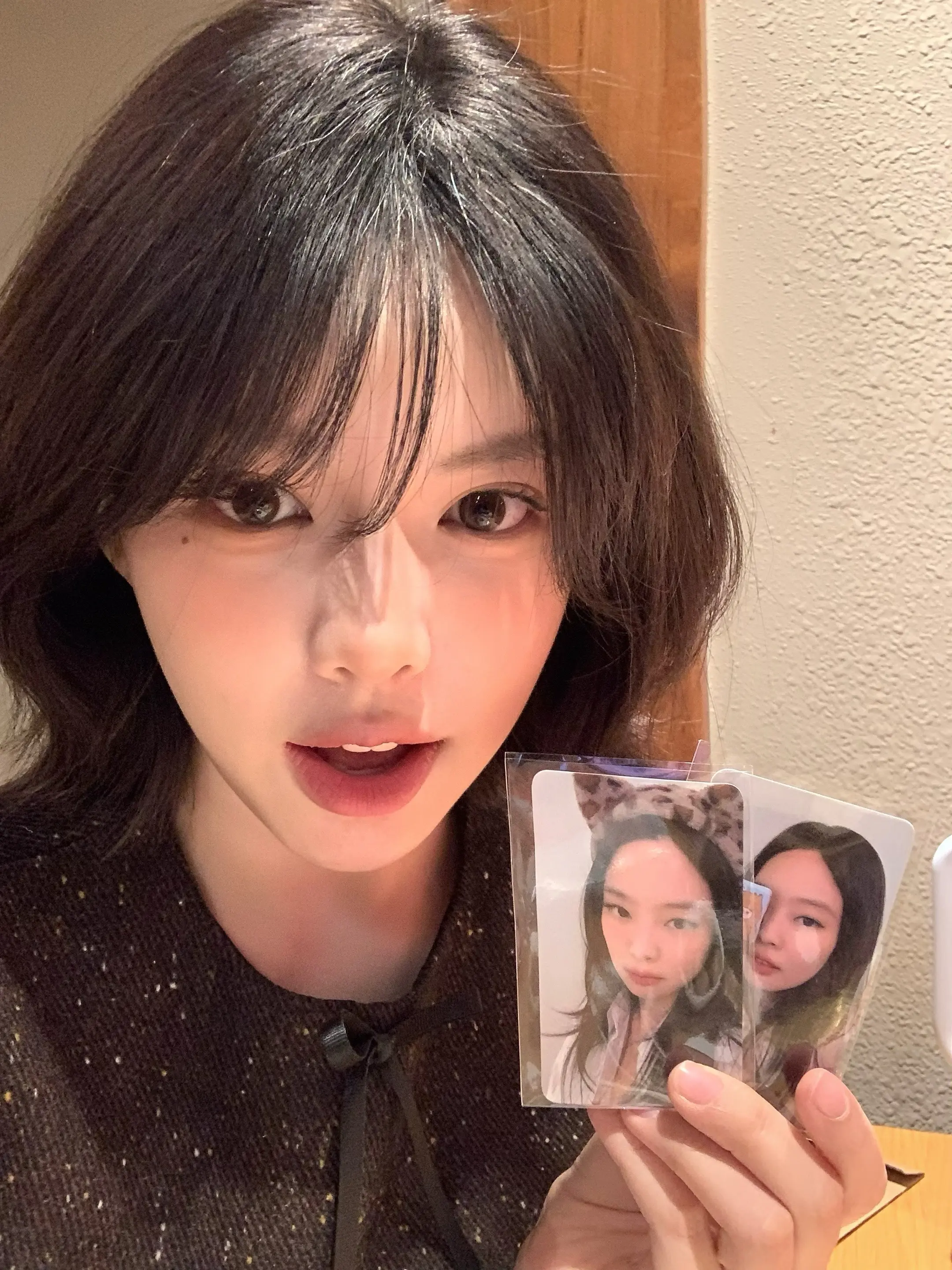 今天去了Jennie新专辑的试听派对！