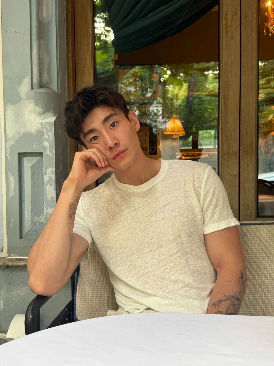 出门坐会儿
