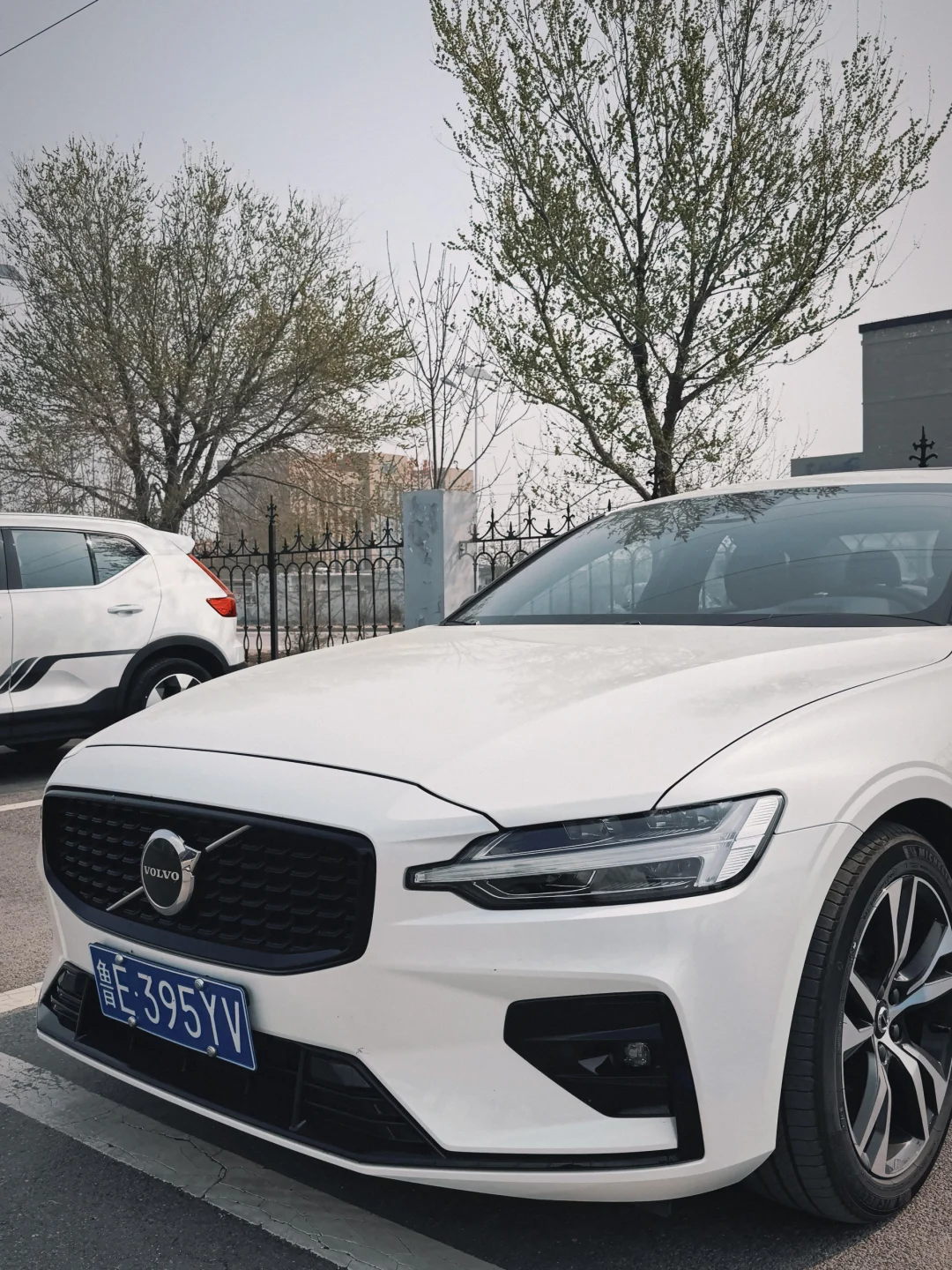 沃尔沃S60：年轻人第一台超安全豪华轿车🚗