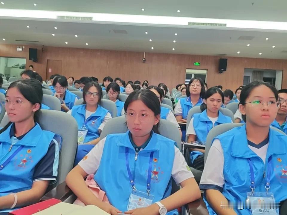 以实干托举理想，以初心照亮青春——青马工程聆听周冲代表分享有感
 
2026年7