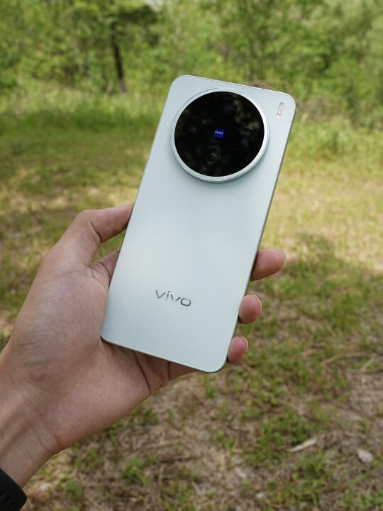 为什么X200S用天玑处理器还能卖4199起？ 我想这些原因可以给你一...