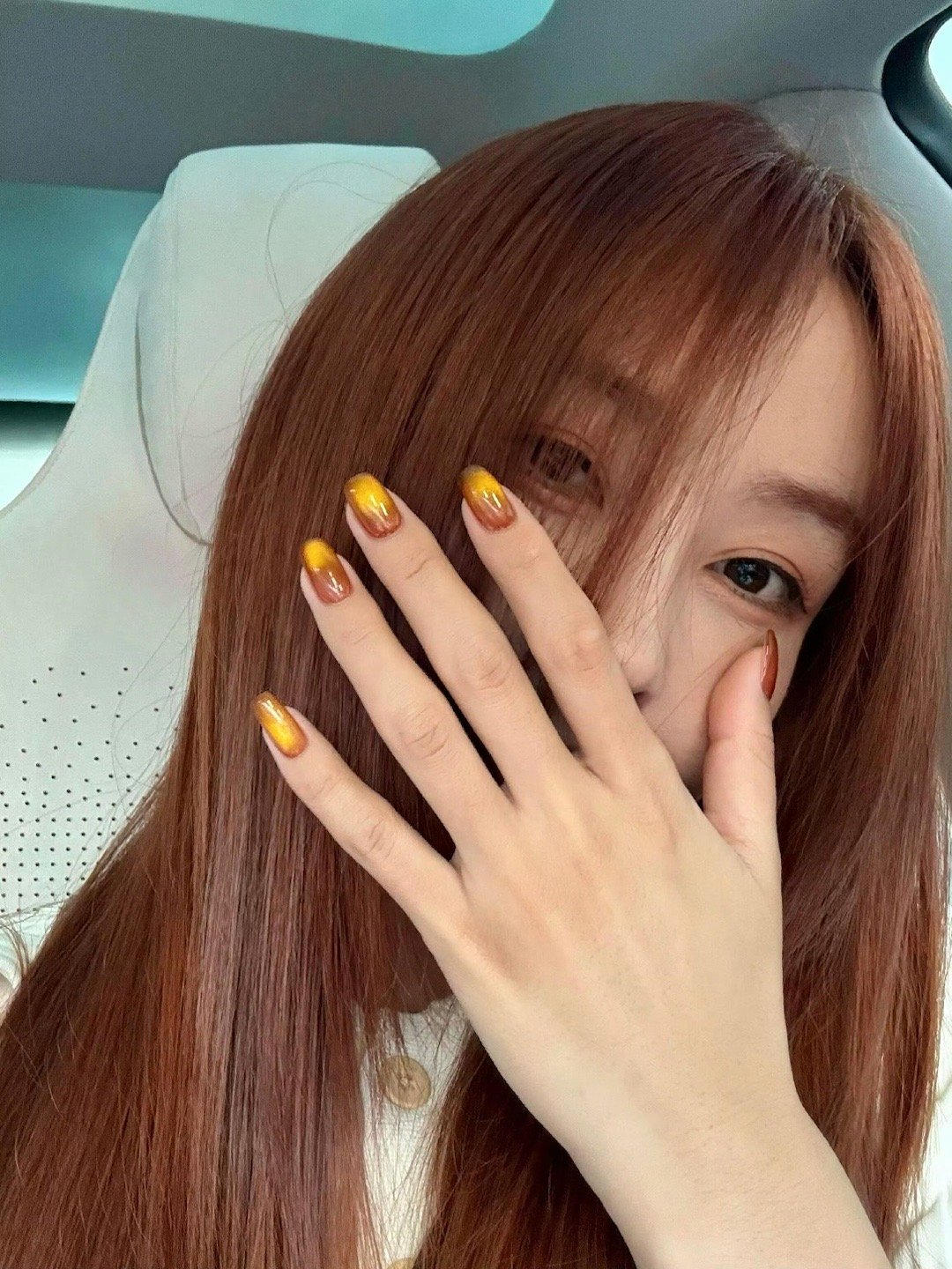 宋威龙姐姐颜值果然顶级浓颜的姐姐还是顶级浓颜 完全是可以当女明星的程度！好强大的