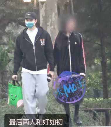 张铭恩一直看镜头有网友说张铭恩一直在看镜头 ​​​